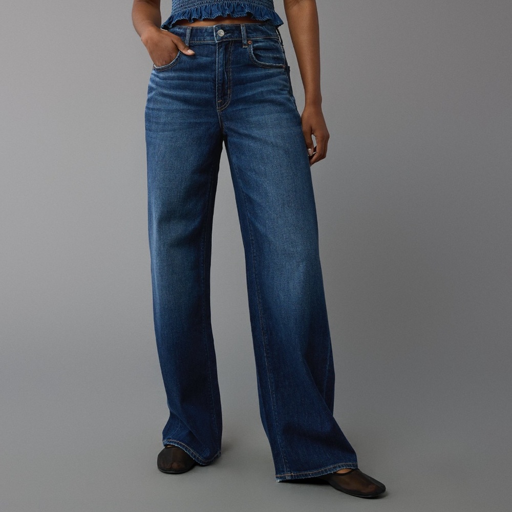 AE Dreamy Drape Stretch Super High-Waisted Baggie Wide Leg Jean